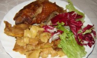 Roast turkey with mlinci