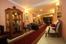 HOTEL VILA TINA***
