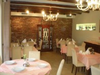 RESTAURANT KEREMPUH