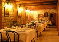 RESTAURANT BOTA ŠARE, MALI STON