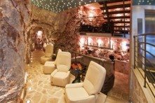 CAVE BAR IN HOTEL MORE, BAY LAPAD, DUBROVNIK