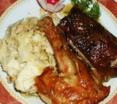 BRAND FOOD "MEMORIES AT THE TABLE"