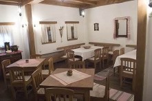 RESTAURANT MOSLAVAČKA HIŽA, KUTINA