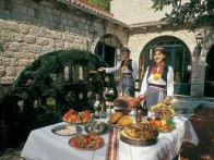 RESTAURANT KONAVOSKI DVORI, ČILIPI