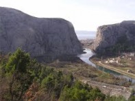 CETINA RIVER CANYON 